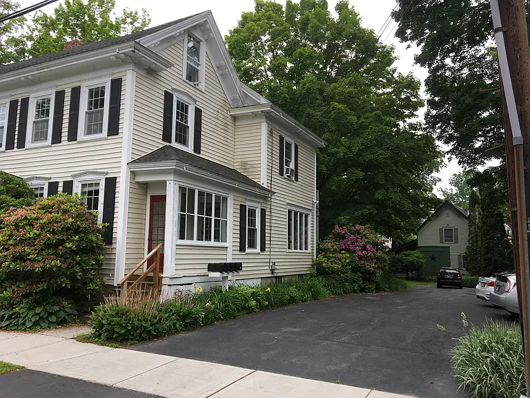 384 Union St #3 — Photo 2