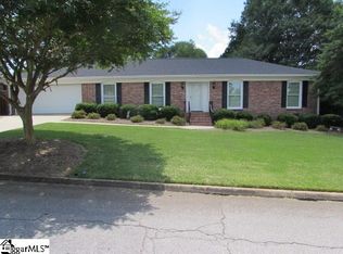 302 Sherborne Dr, Greenville, SC 29615