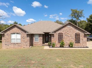 1224 Kezer Dr, Cedarville, AR 72932