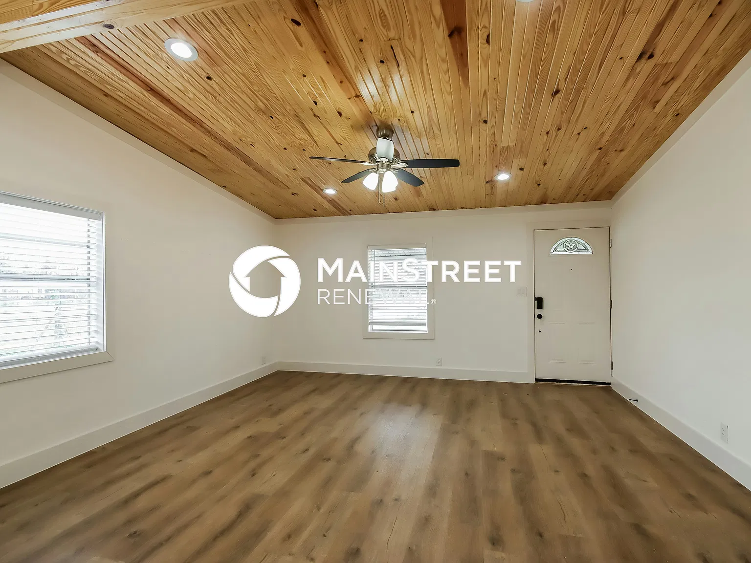 16606 W Crosby St — Photo 3