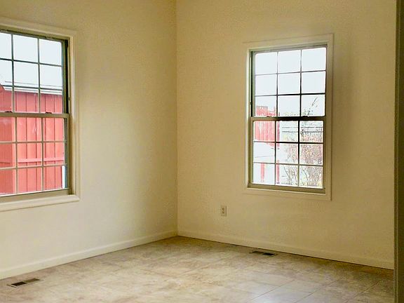 4th image of 3118 Sumneytown Pike #C