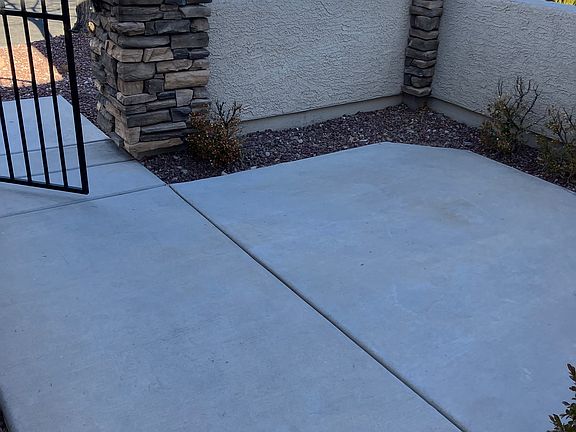 2nd image of 11601 Regal Rock Pl