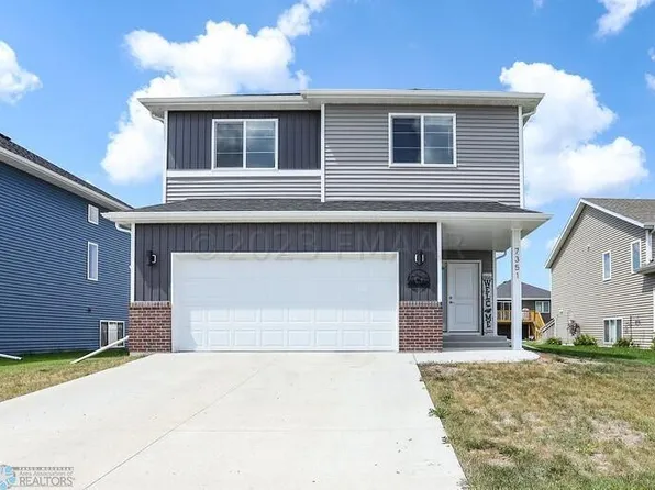 7351 17th St S, Fargo, ND 58104