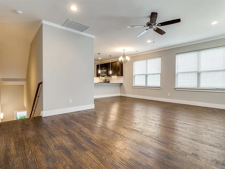 4316 Hartford St #20 — Photo 1