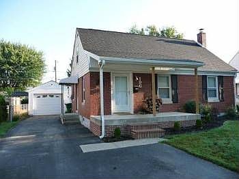 2nd image of 196 Pierson Blvd