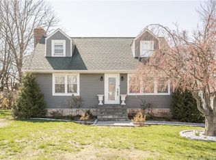 11 Maitland Rd, Stamford, CT 06906