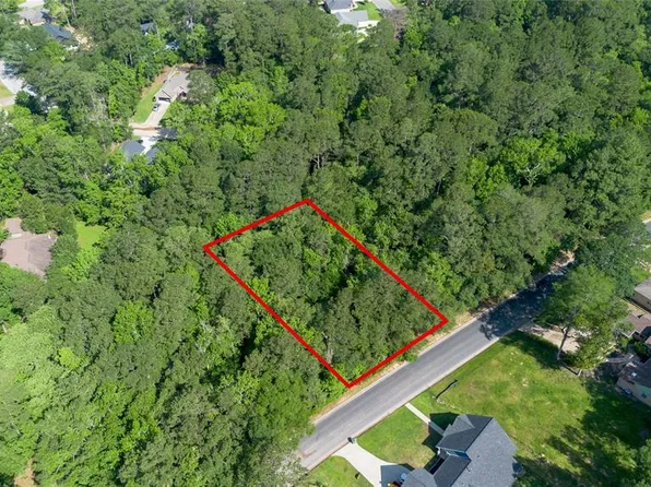 156 Brookhollow Drive, Huntsville, TX 77340