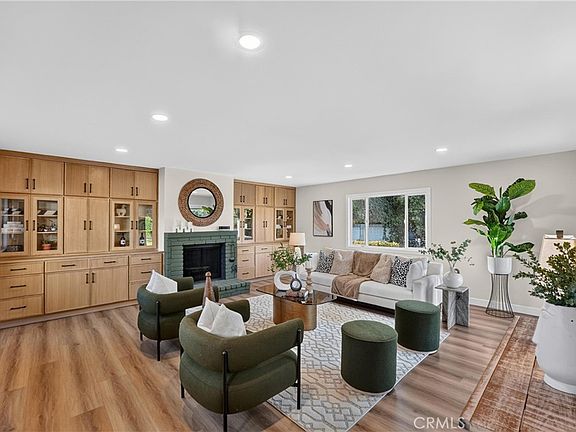 2nd image of 3412 N San Joaquin Rd