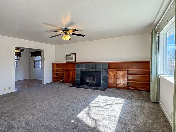 5th image of 816 Knapp St