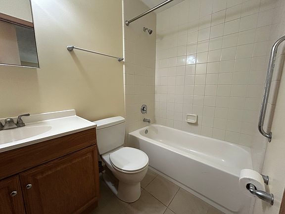5th image of 8231 Tollgate Rd APT 3