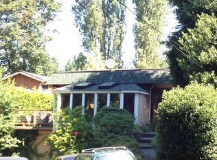 1736 NE 103rd St, Seattle, WA 98125