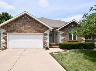 3865 W Rosebrier St, Springfield, MO 65807