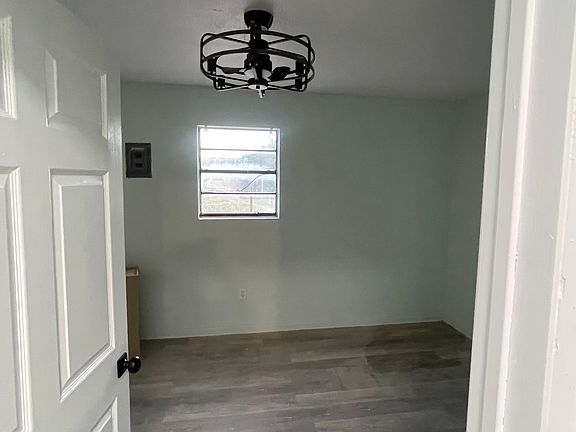3rd image of 2706 N Hancock Ave #B