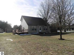 4690 Betsie River Rd, Interlochen, MI 49643