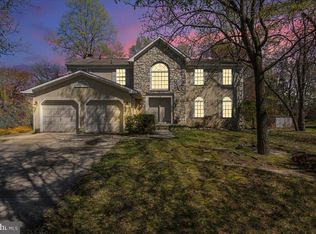 16 Armitage Ct, Sewell, NJ