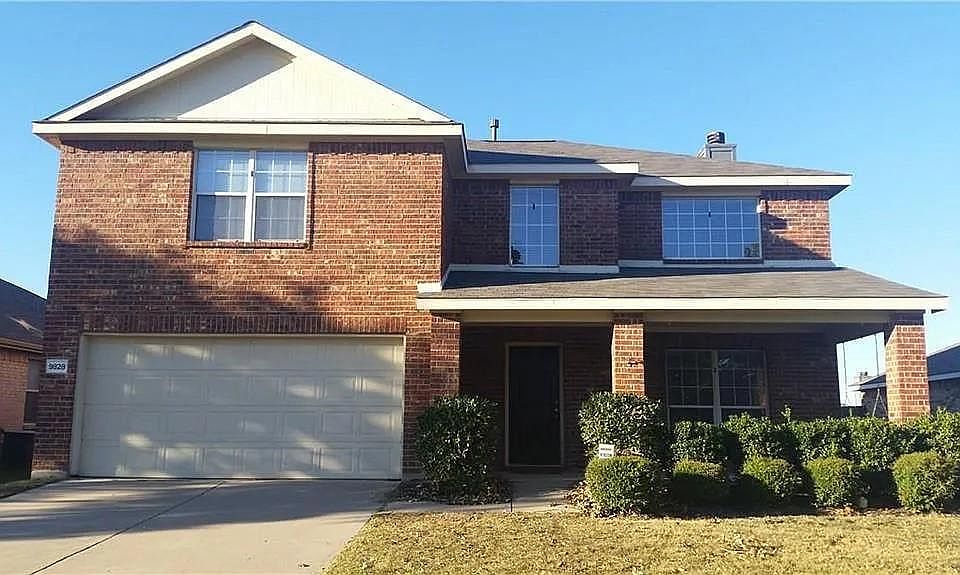 1st image of 9828 Pierce Dr