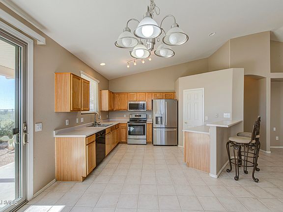 3rd image of 6356 MESA VISTA Drive S