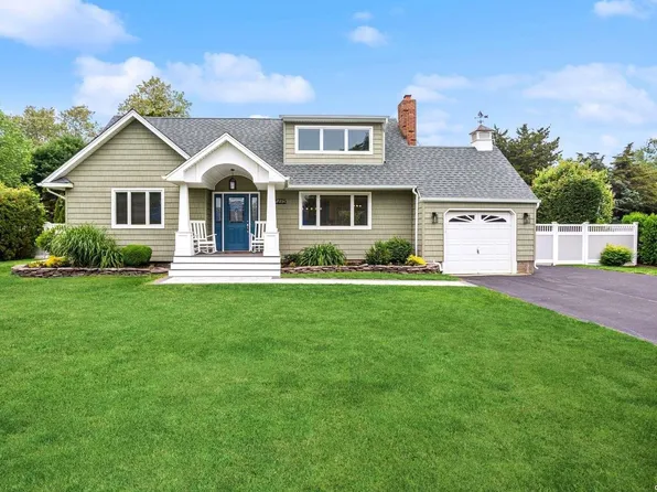 2275 Deep Hole Drive, Mattituck, NY 11952