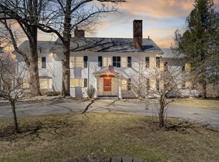 328 Blackstrap Rd, Falmouth, ME 04105