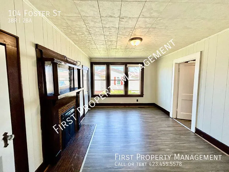 104 Foster St — Photo 8
