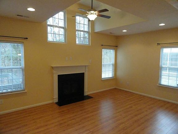 4th image of 13311 Upper Hastings Way