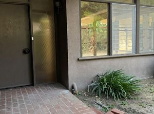 2528 Hutton Dr, Beverly Hills, CA 90210