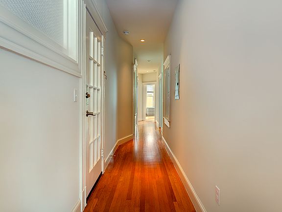 4th image of 1221 Union St APT 6