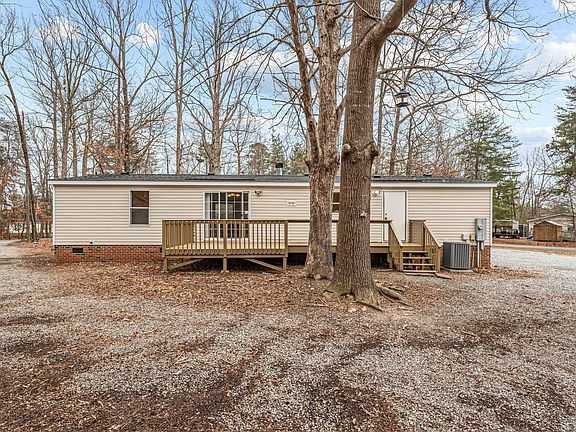 3rd image of 7300 Eliza Ln