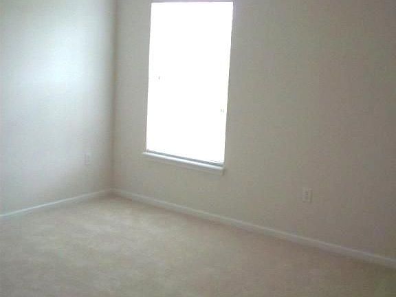 2nd image of 11087 Castlemain Cir S