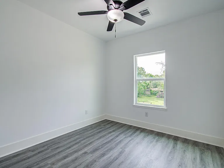 6531 Rosemary Ln #B — Photo 21