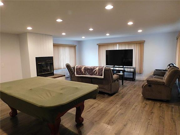 5th image of 350 Mount Vernon Dr