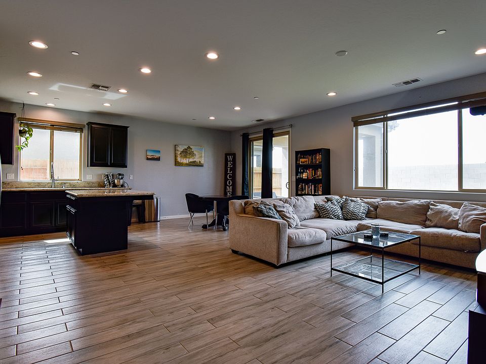 828 Newcastle St, Lemoore, CA 93245 Zillow