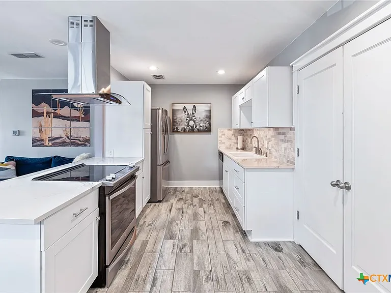 2404 Oak Crest Ave — Photo 11