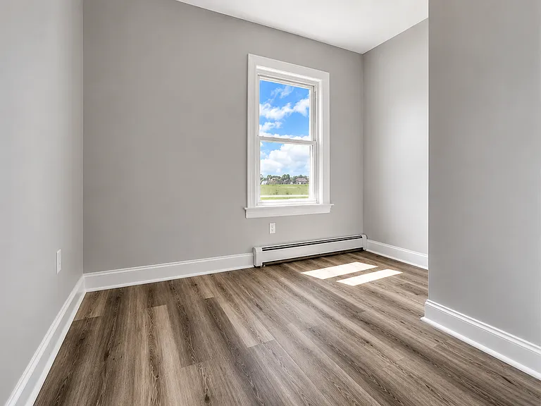 553 S Orange Ave #2B — Photo 8