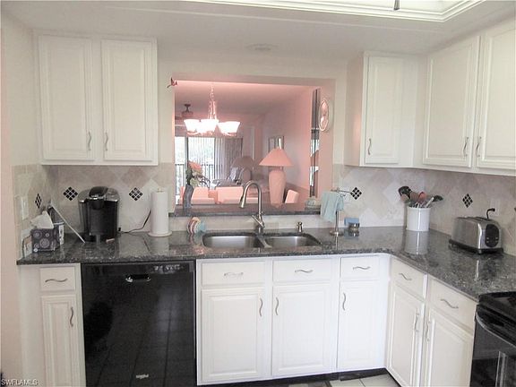 4th image of 7430 Lake Breeze Dr APT 406
