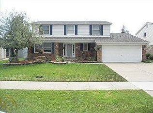 46371 Registry Dr, Canton, MI 48187