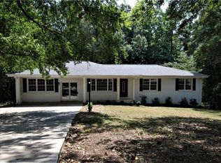 206 Cooper Lake Rd SE, Mableton, GA 30126