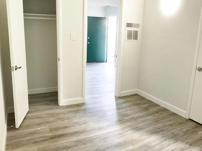 351 Chestnut Ave — Photo 11