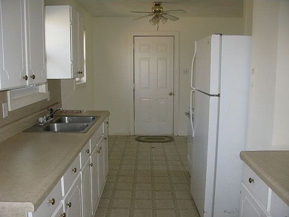 2nd image of 132 Northwood Dr