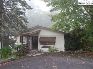 83 Snowshoe Loop, Newland, NC 28657