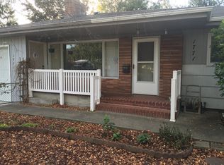 1771 Tamarack St, Florence, OR 97439