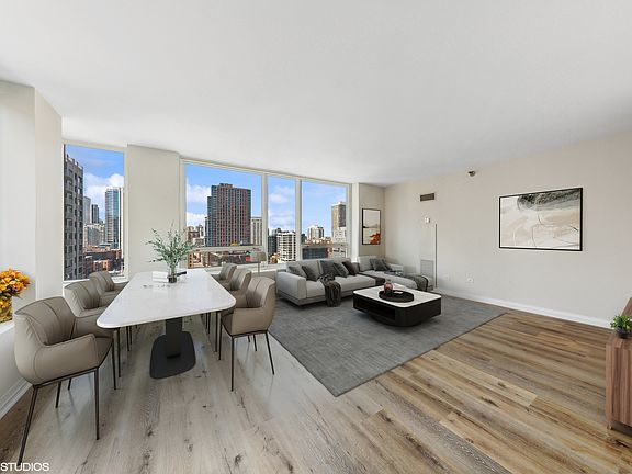 5th image of 33 W Ontario St APT 16F