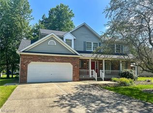 132 Beechwood Dr, Cortland, OH