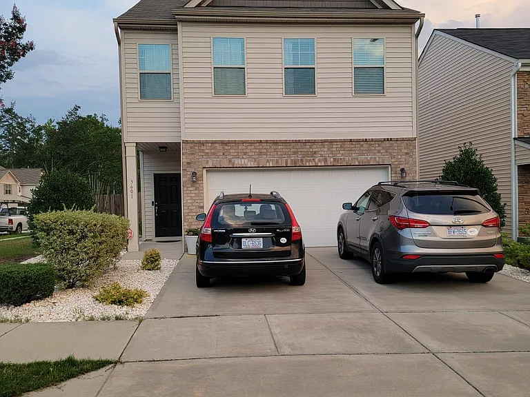 3601 Marble Ridge Ln — Photo 2
