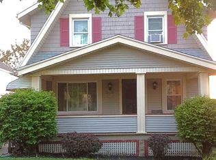 988 Oakland Ave, Akron, OH 44310
