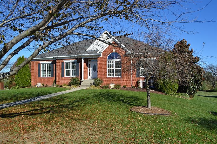 1st image of 161 Plantation Dr