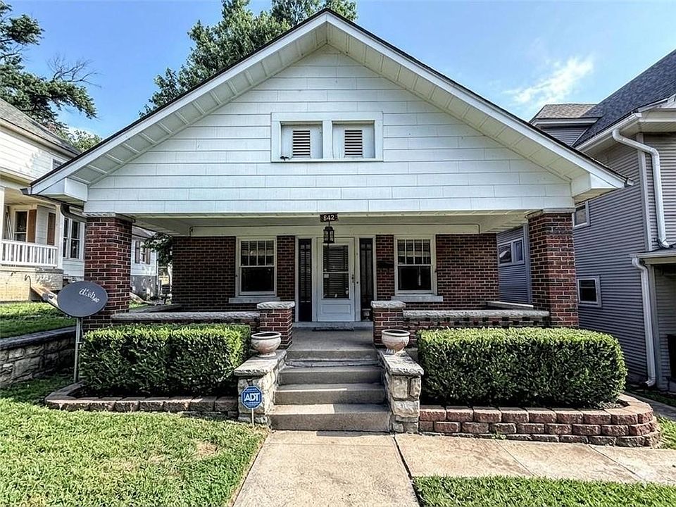 1st image of 842 Barnett Ave