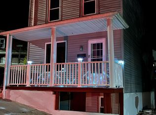 108 Cherry St, Saint Clair, PA 17970