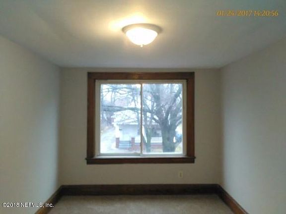 3rd image of 6215 Kenyon Ave