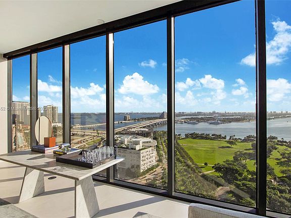 4th image of 1000 Biscayne Blvd #210001